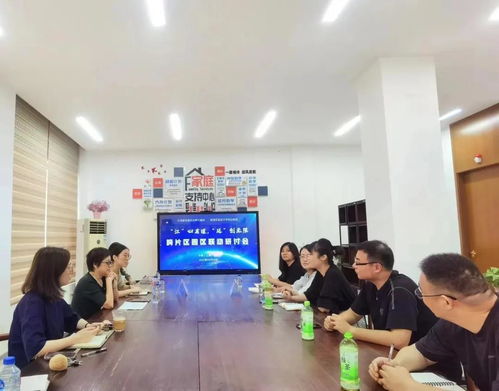 技能培训赋能人才成长，信息技术咨询引领创业就业服务升级