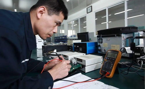 热烈欢迎，这些可敬的人载誉而归——信息技术咨询服务的卓越贡献